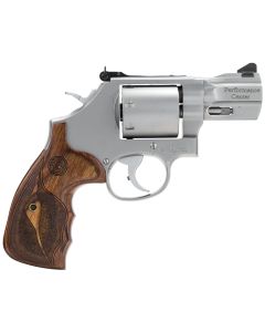 Smith &amp; Wesson 170346 Performance Center Model 686 38 S&amp;W Spl +P, 357 Mag 7rd 2.50" Stainless Steel Barrel, Unfluted Cylinder, Matte Silver Stainless Steel Frame with Wood Grip Includes Moon Clips