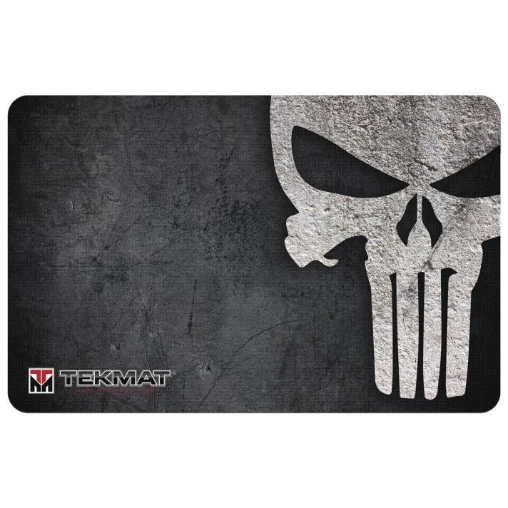 TekMat TEKR17PUNISHER Punisher Grunge Cleaning Mat Black/White Rubber 11"x17" Punisher Skull