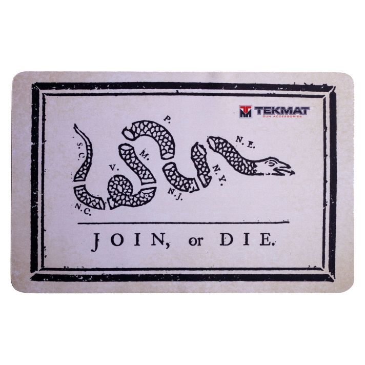 TekMat TEKR17JOINCleaning Mat Black/White Rubber 11"x17" Join or Die Snake