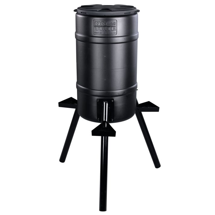 On Time 71540 Buckeye Gravity Feeder made of Polyethylene with 200 lbs Capacity, 2" Metal Legs, 3 Feeding Stations, Removable Lid & Accepts All Types of Feed