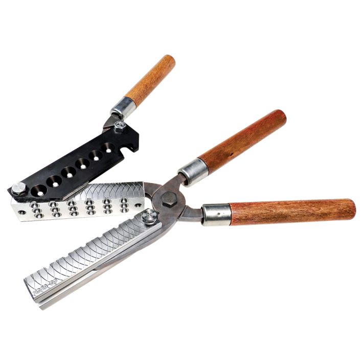 Lee Precision 90486 Mold 00 Buckshot 18 12 Gauge Steel w/Wood Handle Capacity 18 Linked Pellets